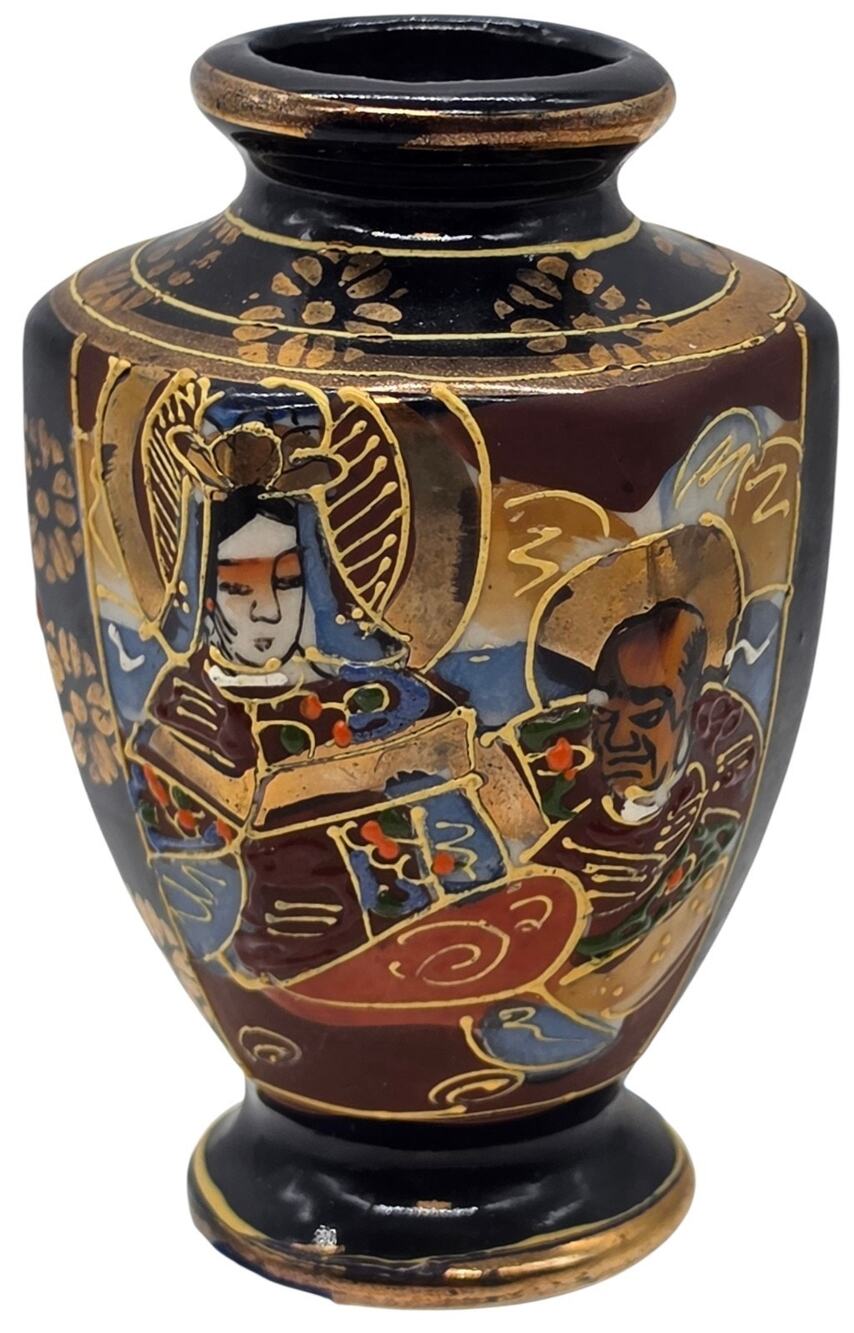 VINTAGE JAPANESE SATSUMA MORIAGE MINIATURE VASE